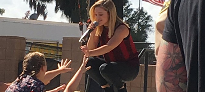 Conheça as músicas inéditas que Olivia Holt vem apresentando na “Rise of a Phoenix Tour”